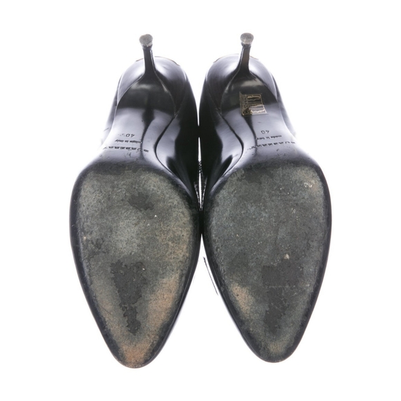 Burberry Oxford Leather Pumps - Picture 3 of 5